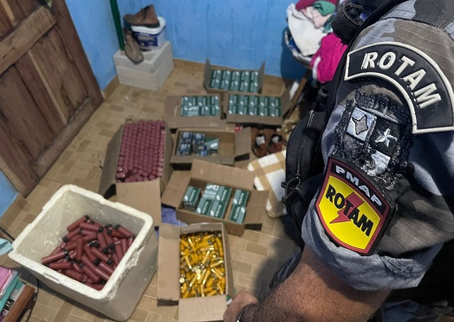 Operação desmonta comércio ilegal com apreensão de ouro, armas e 3,3 mil munições no Jari