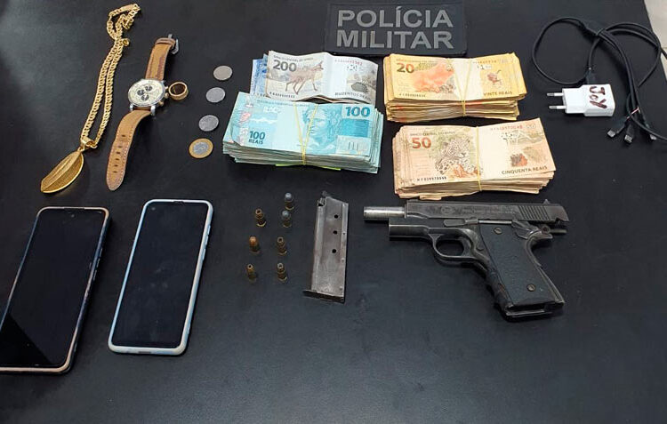 Fiscal de eleição em assentamento é preso com arma e R$ 31 mil