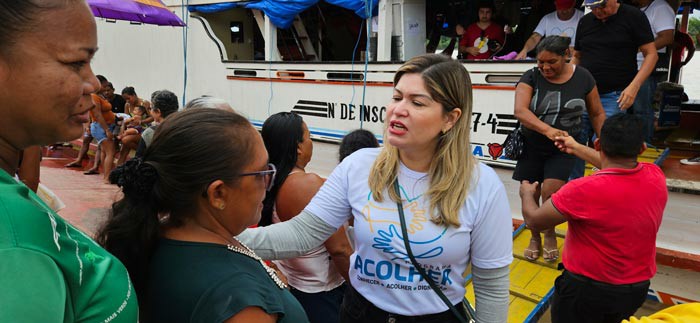 Aline volta a comandar a assistência social do governo e abre espaço para Fátima