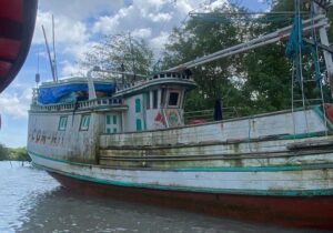 barco pescadores tripulação desaparecidos (2)