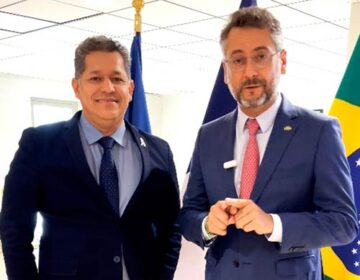 Ponte binacional, visto e cargas dominam 1º dia de debates em Caiena
