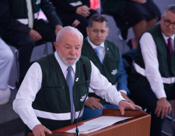 Lula sanciona Mais Médicos e Dorinaldo confirma 65 profissionais para o AP