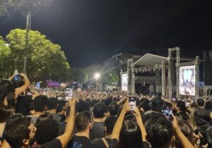 Pitty arrasta multidão de 100 mil no Dia Mundial do Rock