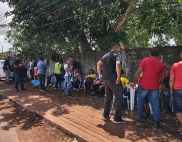 Rodoviários paralisam e querem que subsídio garanta salários
