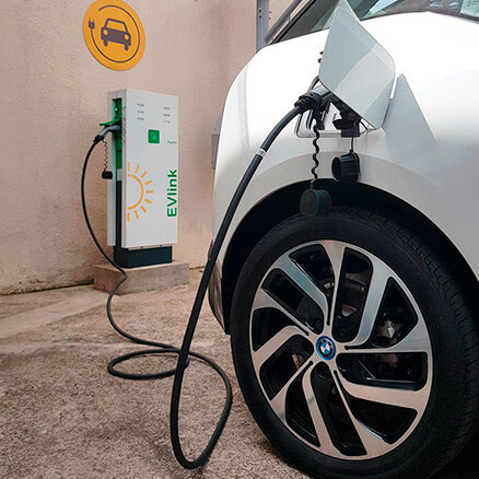 Acácio propõe que postos de gasolina tenham recarga para veículos elétricos