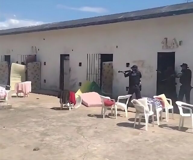 Novas imagens revelam ‘batalha’ entre detentos e policiais no Iapen