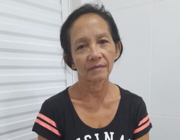 Após perder casa em incêndio, mãe de 7 filhos tenta recomeçar