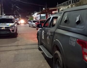 Idoso e adolescente são baleados na zona leste