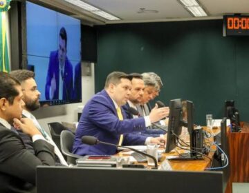 Projeto obriga escolas a ter ‘salas multifuncionais’ para alunos com deficiência
