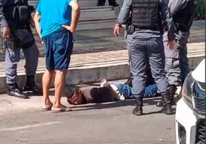 Policial de folga impede assalto, atinge criminoso e é baleado