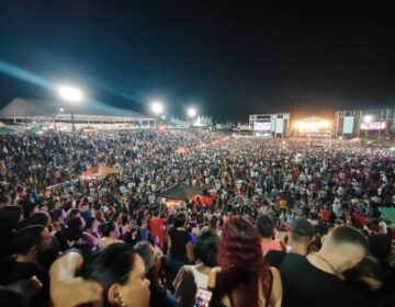 Com Gusttavo Lima, 1ª noite de Expofeira tem 200 mil visitantes