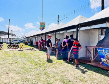 Empreendedores ocupam parque para a Expofeira, que começa hoje