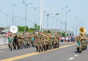 De volta ao sambódromo, Desfile Militar será no fim da tarde