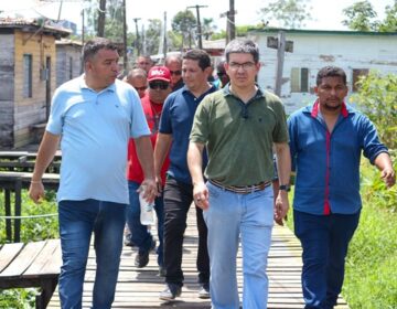 Em Vitória, Randolfe entrega R$ 5 milhões para saúde e infraestrutura