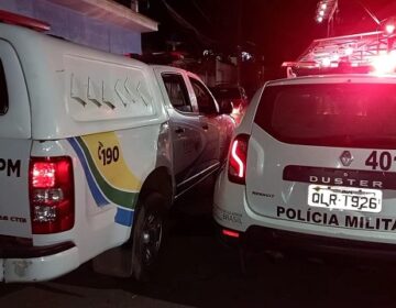 Homem é morto com tiro na cabeça em bar