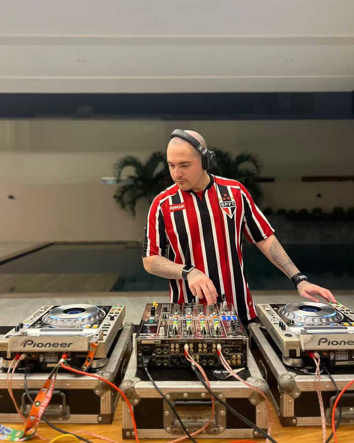 Noite de música eletrônica leva 8 DJ’s à 52ª Expofeira