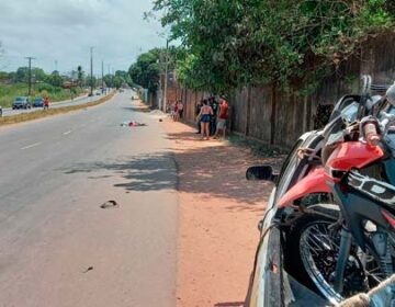 Jovem cochila e morre em acidente de moto