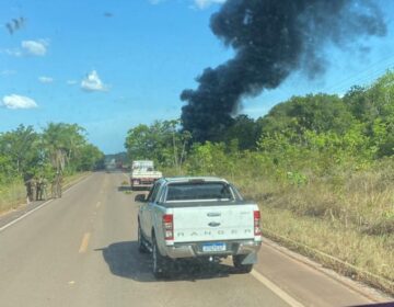 Caminhão do Exército capota e deixa militares gravemente feridos no Amapá