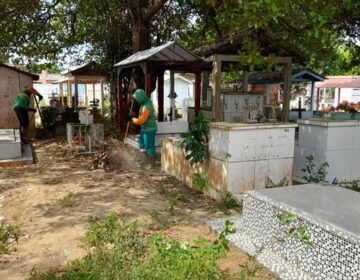 Limpeza prepara cemitério Santa’Ana para visita de 20 mil pessoas