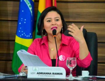 ‘Vai e volta’ de vereadora causam constrangimento e incertezas na Câmara