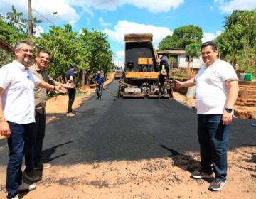 Em Oiapoque, 31 ruas e ramal que conecta 30 aldeias serão asfaltados