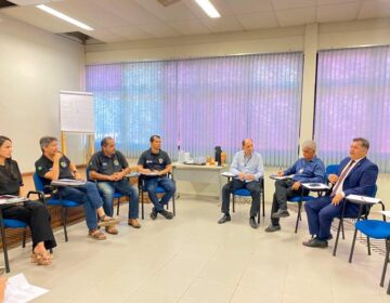 Conta de luz: no Ipem, Dorinaldo descobre que aferição de medidores é feita em Fortaleza