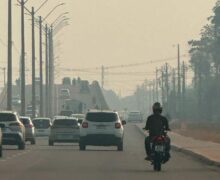 Fumaça de queimadas se espalha e Amapá decreta situação de emergência em saúde