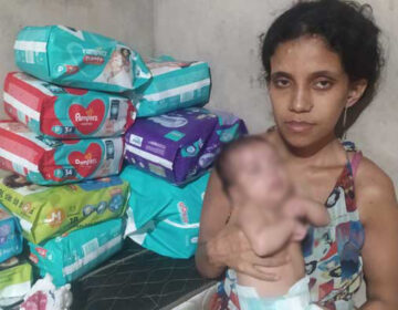 Mulher doente e abandonada com os filhos recebe poucas doações