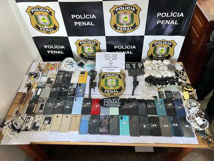 Iapen apreende 46 celulares em ação que tenta ‘calar’ crime organizado