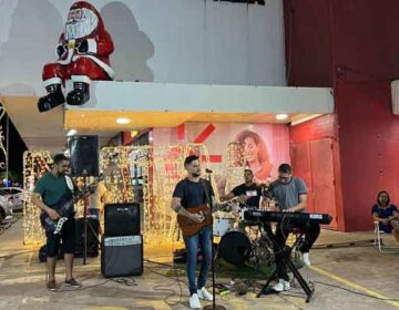 Jovens músicos levam a palavra de Deus a pontos estratégicos de Santana