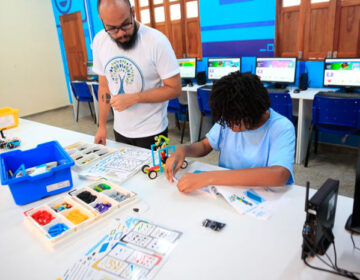 Escola de Santana recebe o 1º centro de robótica do Amapá