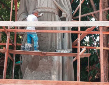 Nova Santa Ana tem 7 metros de altura e é ‘irmã’ do padroeiro de Macapá