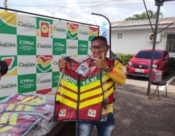 Mais de 1,3 mil coletes são distribuídos a mototaxistas em Macapá