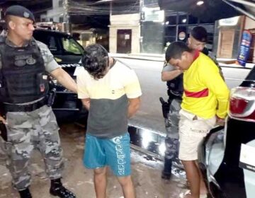 Padrasto e enteado fingiam ser mototaxista e passageiro para roubar, diz PM