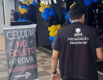 Loja que oferecia celular no boleto a negativados é autuada