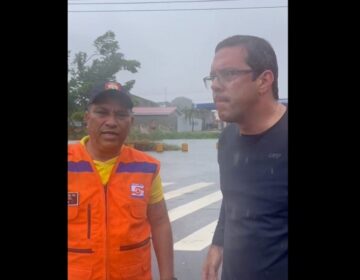 Prefeito faz alerta e pede que moradores fiquem em casa