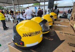 capacetes mototaxistas (2)