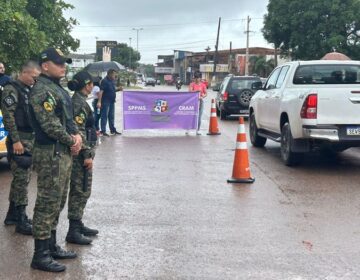 Blitz educativa abre ações do Dia da Mulher em Santana