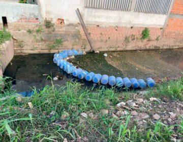 Ecobarreiras contém 24 toneladas de lixo nos canais de Macapá
