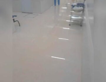 Calha entupida causa vazamento no HE e problema é resolvido