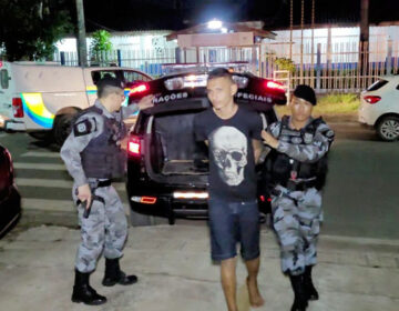 Após atirar contra policiais em operação, bandido faz refém em Santana
