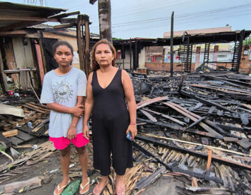 Após incêndio em casa alugada, mãe tenta recomeçar