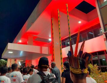 Com população de 11 mil indígenas, AP celebra Abril da Resistência com luzes vermelhas
