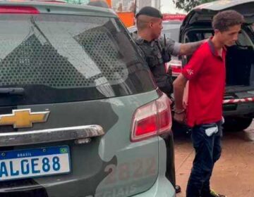 Condutor de moto roubada tenta fugir, mas é interceptado pela Rotam