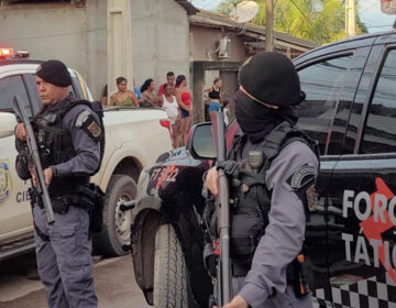 Traficantes são flagrados com 200 porções de crack na zona sul