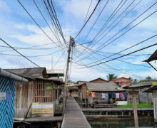 Moradores de área de ponte afirmam estar sem energia elétrica há uma semana