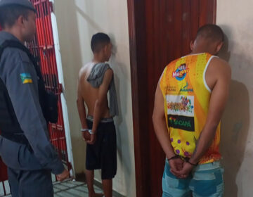 Após roubo de celular, detento perde prisão domiciliar e volta para cadeia