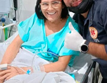 Influenciadora ‘Dona Joana’ embarca em UTI para SP