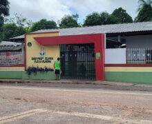 Sem professor, crianças de escola municipal estão sem aula há dois meses