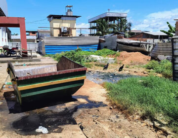 Com focos de dengue e chorume, Feira Maluca tem sinais de abandono